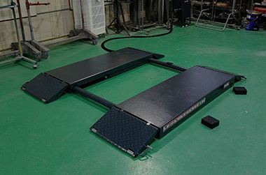 移動式シザーリフト